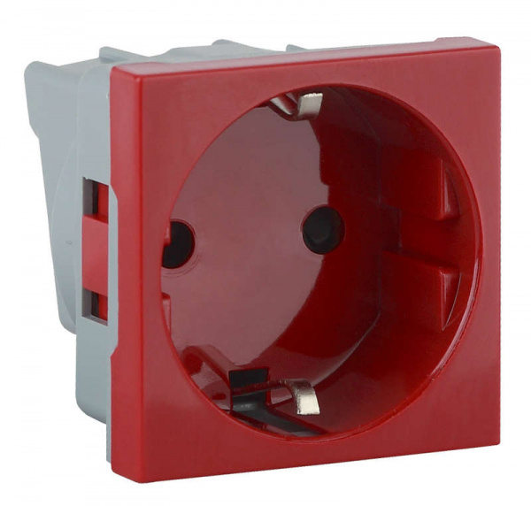 Розетка модульная с з/к и шторками 45х45мм красная (10) Рувинил