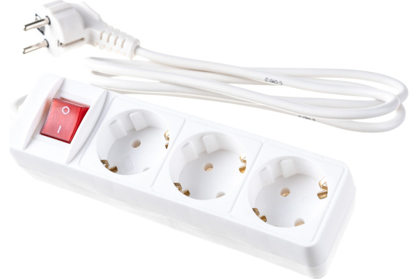 Удлинитель Союз 3с/з 1.5м 2200Вт с з/выключателем