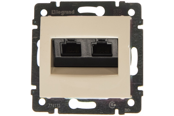 Розетка Бежевый 1П RJ45+RJ45 5e СУ Valena Legrand