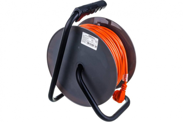 Удлинитель на катушке "UNIVERSAL" ВЕМ-250 4гн з/к 50м (ПВС 3х1,5) IP44 (9634176)